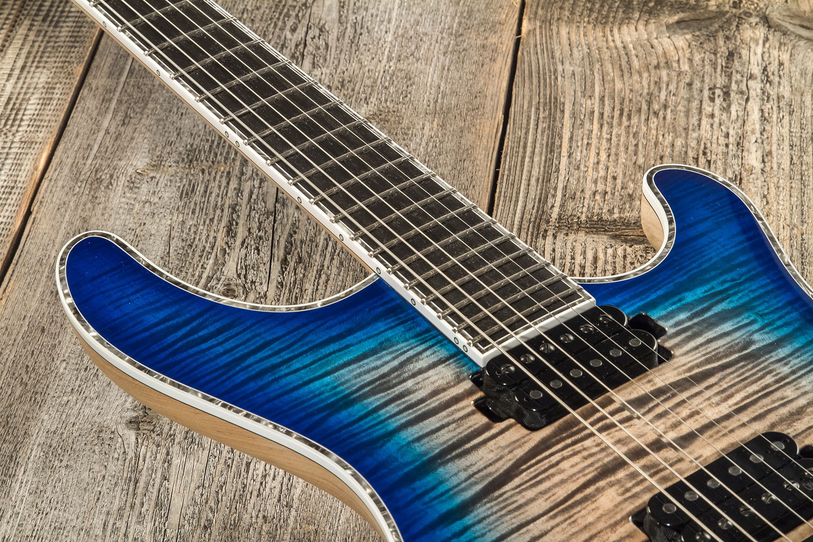 Mayones Guitars Regius 4ever 6 2h Ht Eb #rp2309275 - Jeans Black 3-tone Blue Burst Gloss - Metal electric guitar - Variation 3
