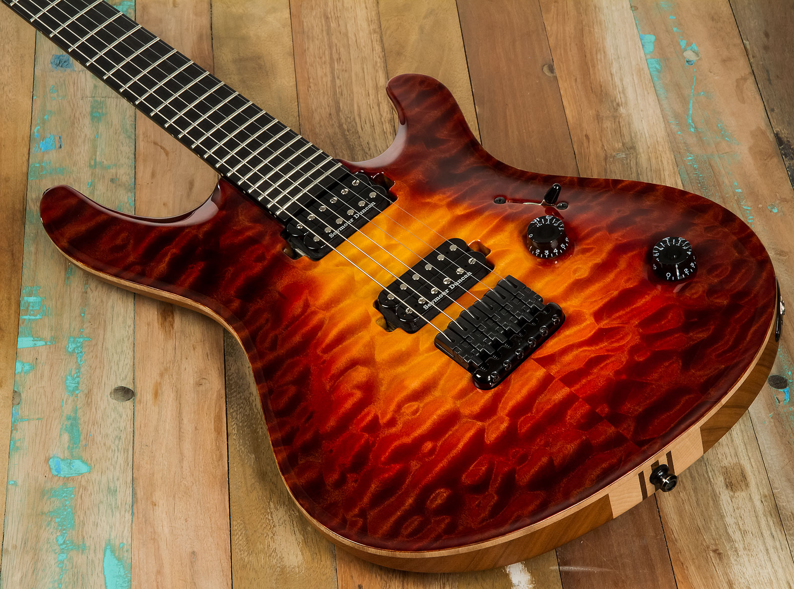 Mayones Guitars Regius Core Classic 6 Mahogany Hh Seymour Duncan Ht Eb - 3-tone Sunburst - Double cut electric guitar - Variation 3