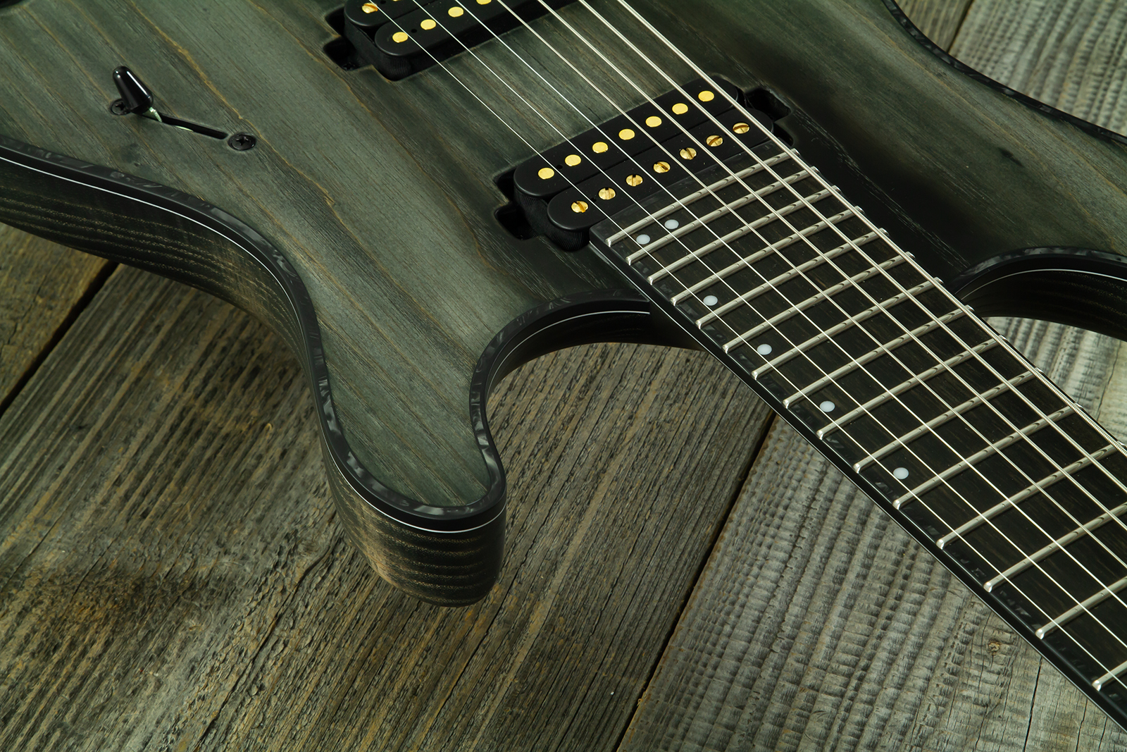 Mayones Guitars Regius Gothic 7c 2h Velvetrone Ht Eb #rf2510207 - Matt Gothic Black - 7 string electric guitar - Variation 4