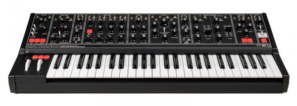 Synthesizer Moog Matriarch Dark