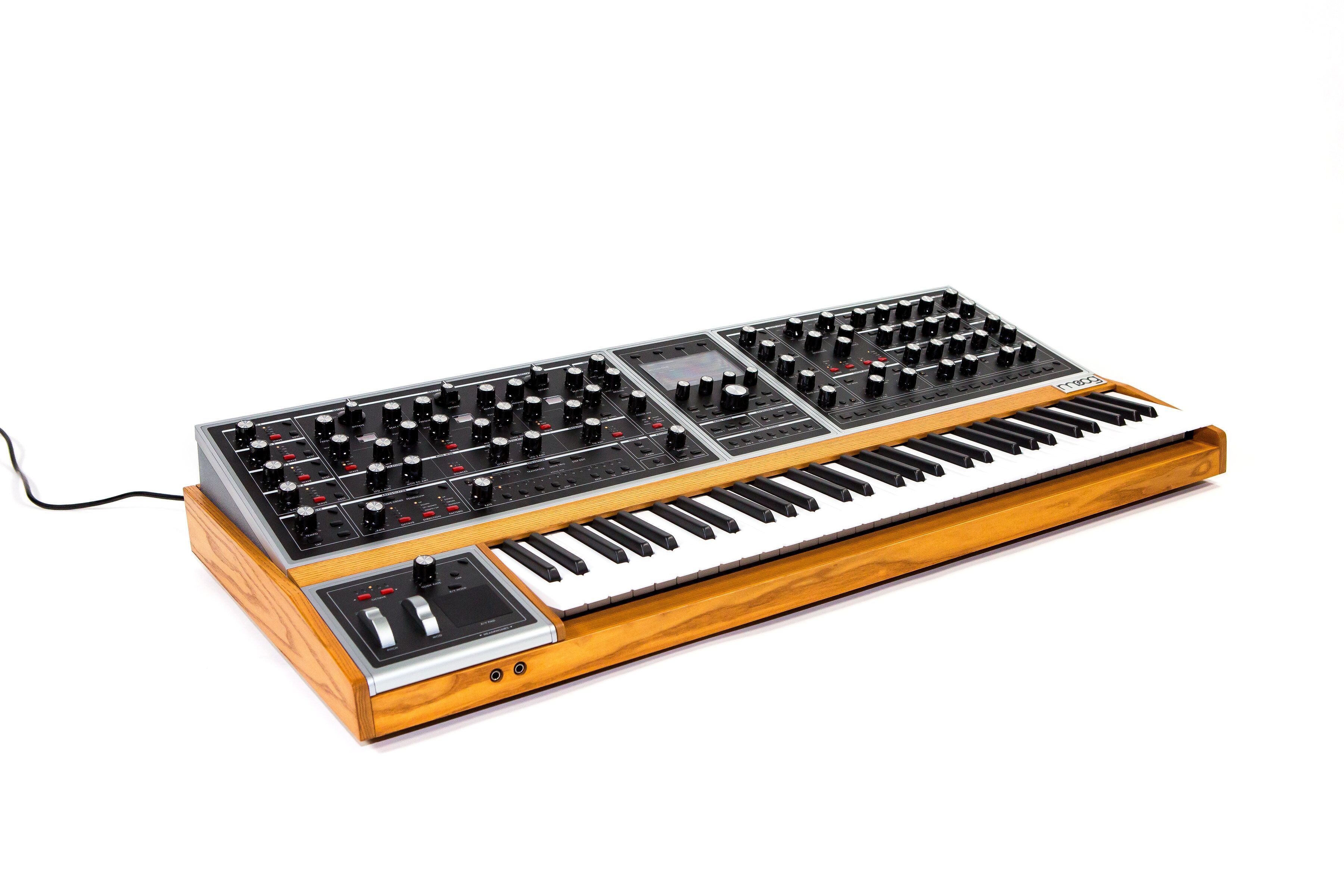 Moog One 8 - Synthesizer - Variation 2