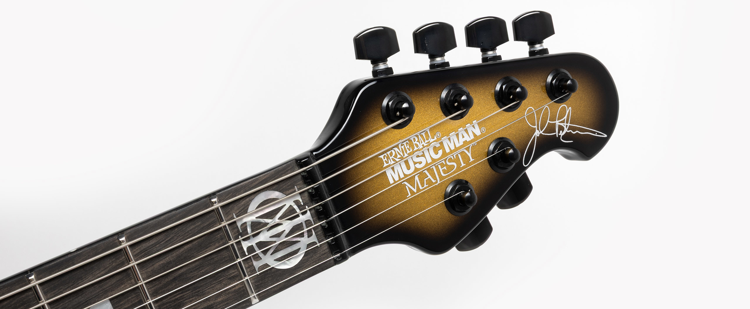 Music Man John Petrucci Majesty 6 Signature 2h Dimarzio Piezo Trem Eb +etui - Gold Eclipse - Signature electric guitar - Variation 6