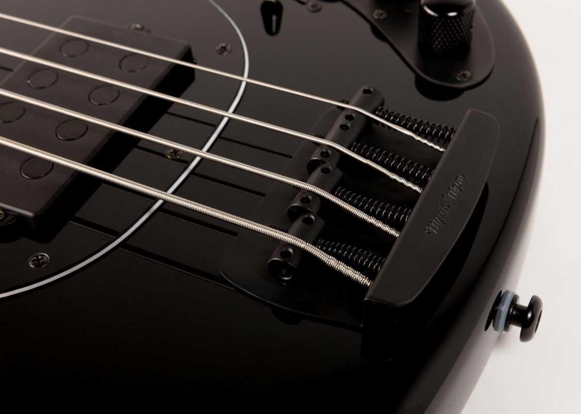 Music Man Stingray Darkray H Active Eb +housse - Obsidian Black - Solid body electric bass - Variation 4