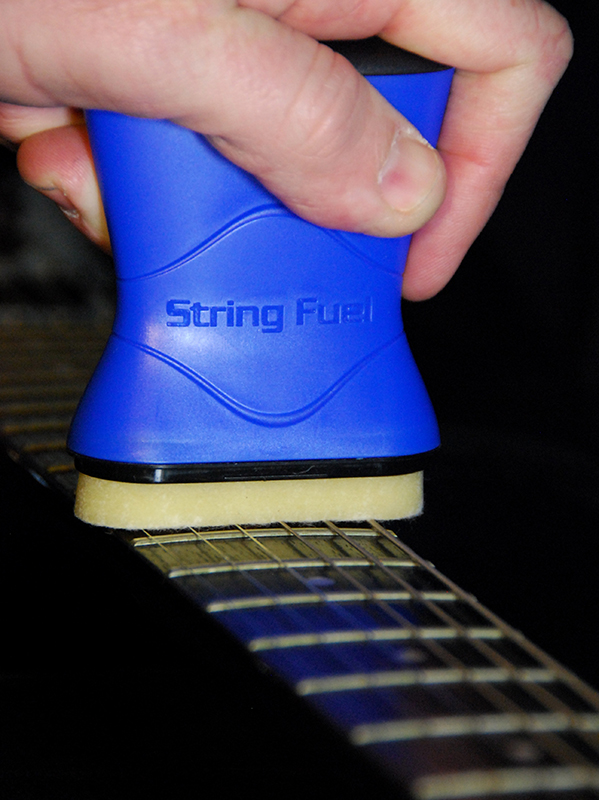 Music Nomad Kit String Fuel + Recharge + Chiffon - Care & Cleaning - Variation 1