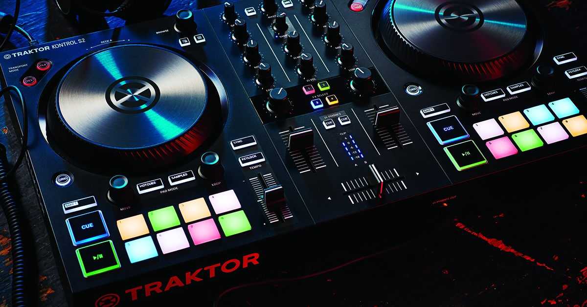 Native Instruments Traktor Kontrol S2 Mk3 - USB DJ controller - Variation 8