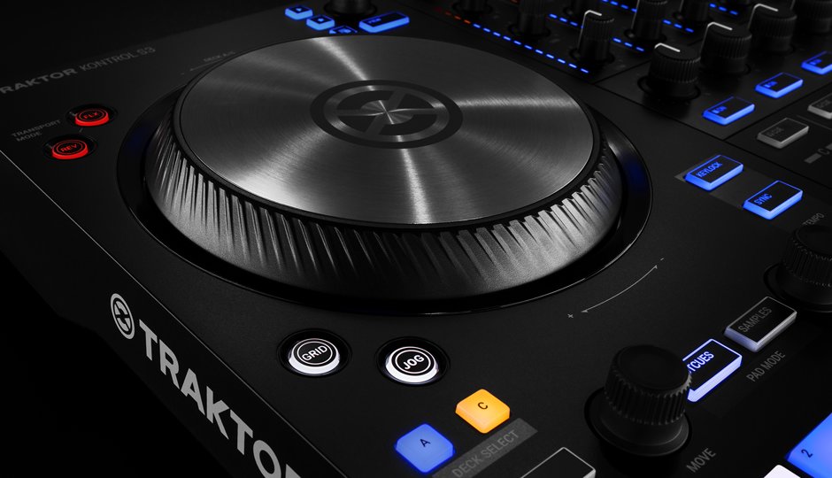 Native Instruments Traktor Kontrol S3 - USB DJ controller - Variation 10