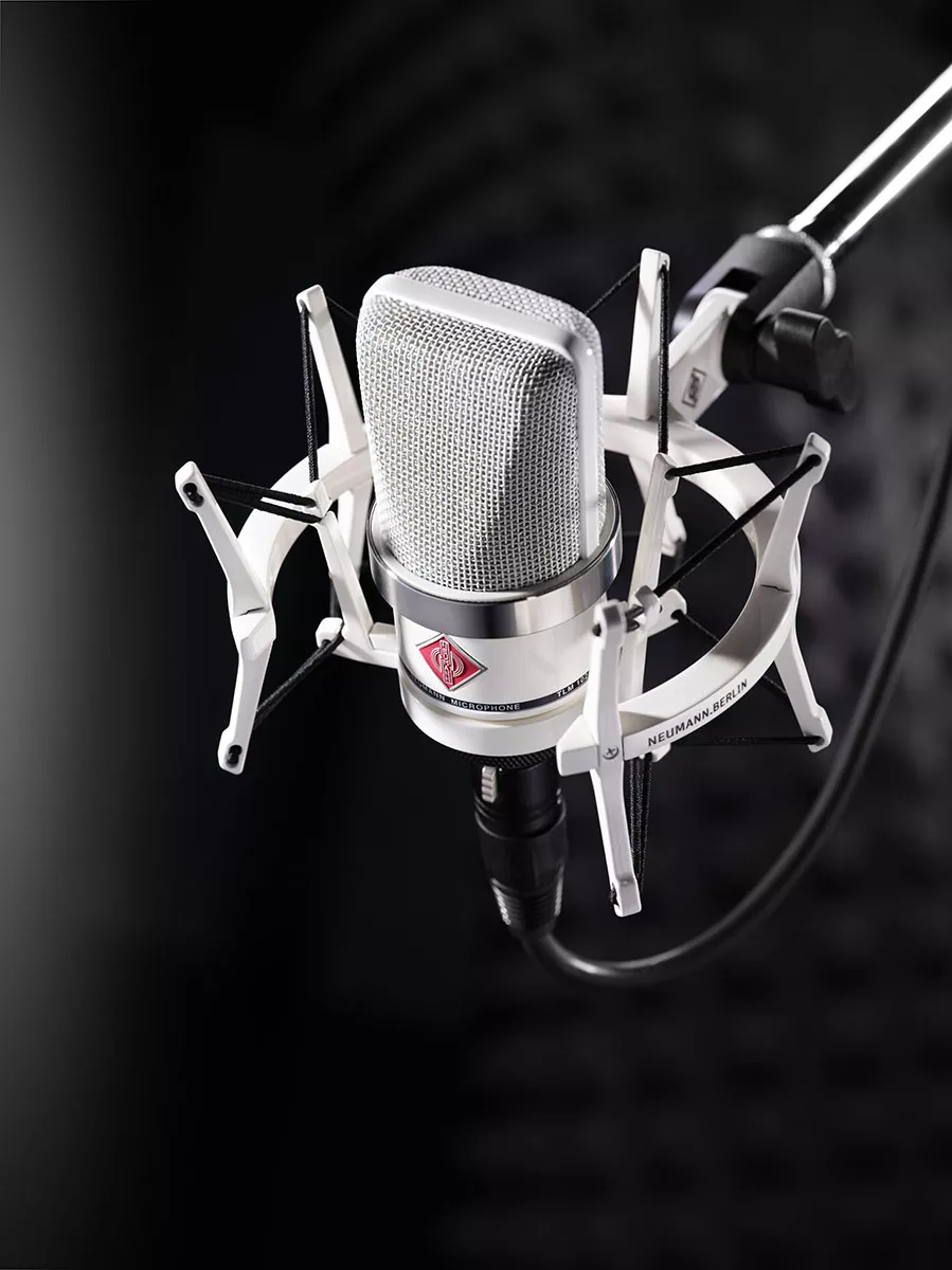 tlm-102-white-edition-hd-5-