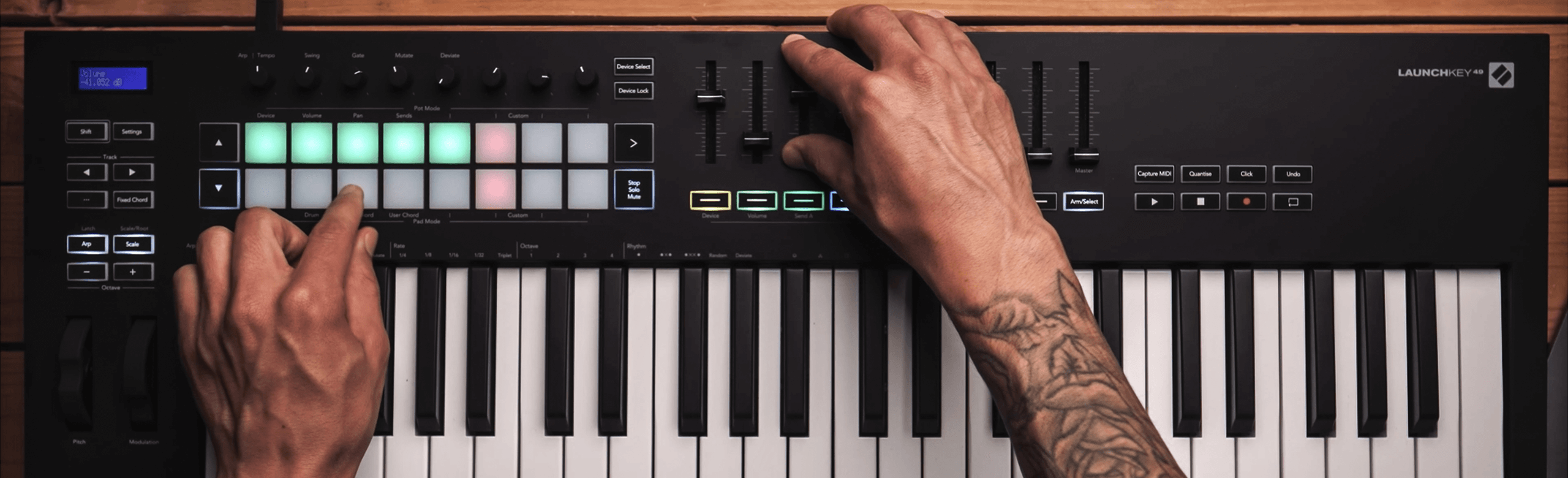 Novation Launchkey 49 MK3 Controller-keyboard