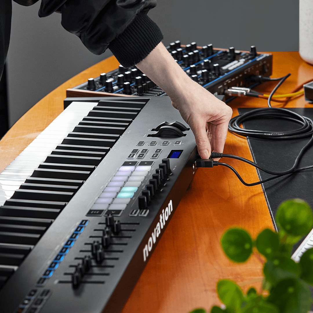 Novation Launchkey 88 Mk3 - Controller-Keyboard - Variation 7