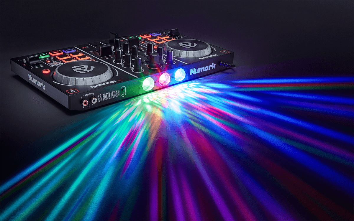 Numark Party Mix - USB DJ controller - Variation 1