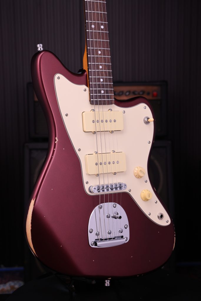 Patina Guitars Pj6 Ox R 2s Trem Rw - Oxblood Red Relic - Retro rock electric guitar - Variation 2