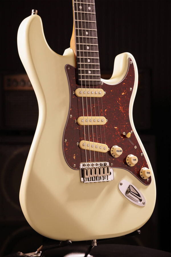 Patina Guitars Ps3 Ow 3s Trem Rw - Olympic White - Str shape electric guitar - Variation 2