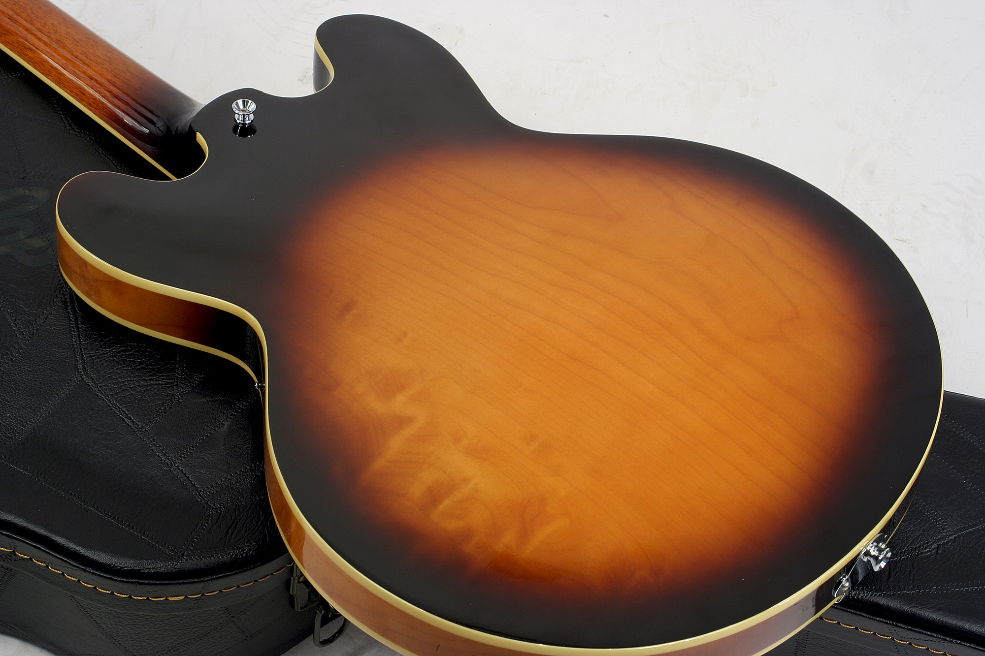 Peerless Songbird Thinline (#pe0905235) - Antique Sunburst - Semi-hollow electric guitar - Variation 3