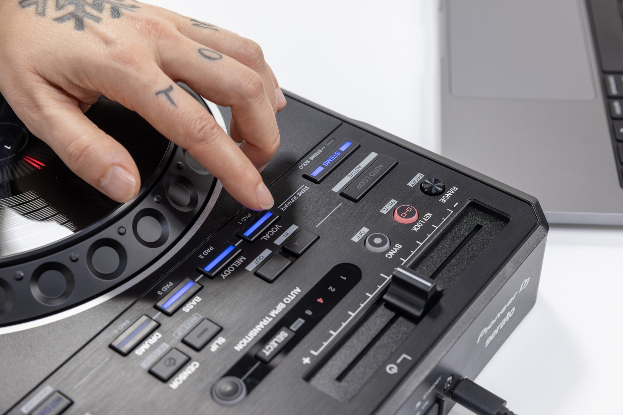 Pioneer Dj Ddj-rev5 - USB DJ controller - Variation 8