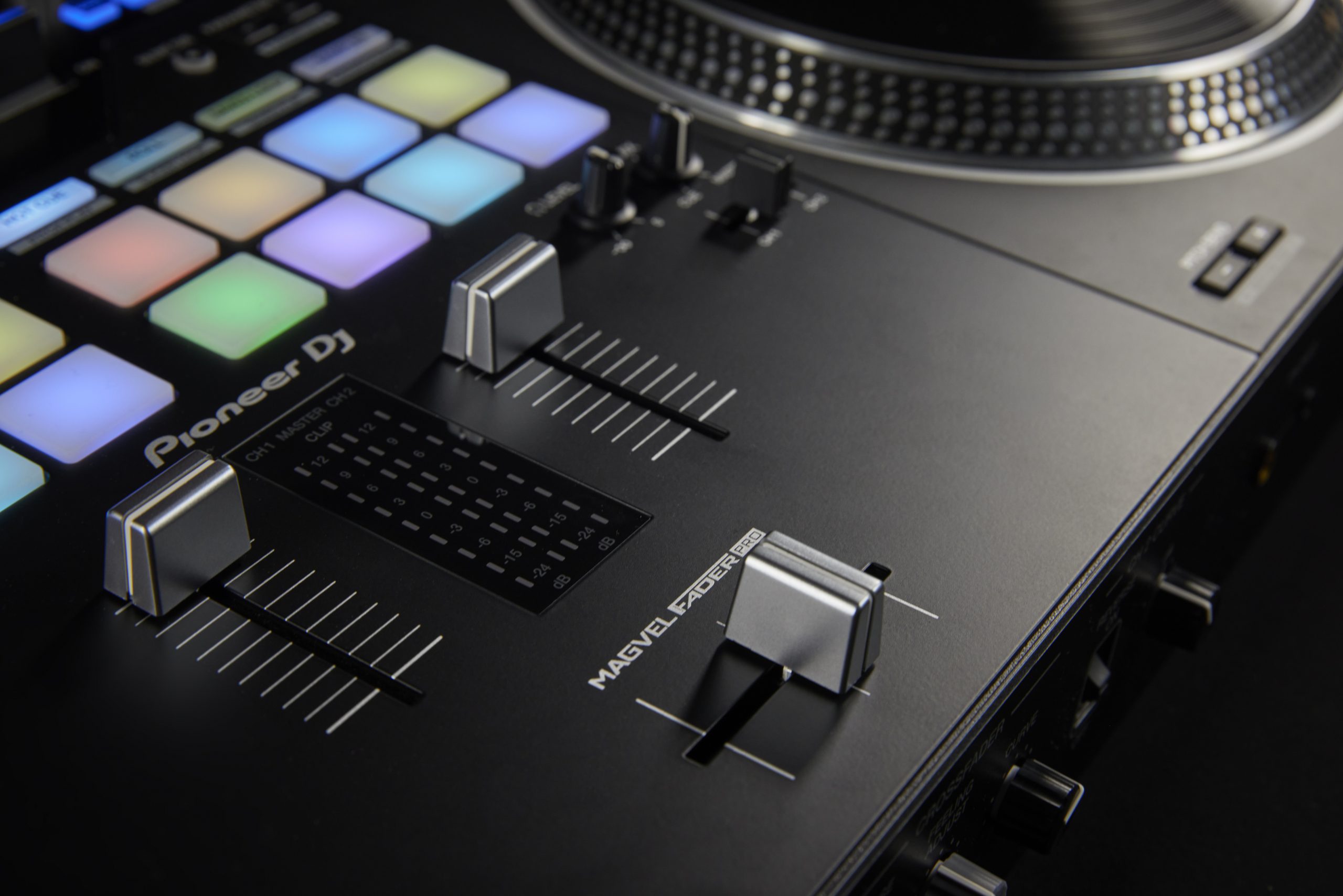 Pioneer Dj Ddj-rev7 - USB DJ controller - Variation 4