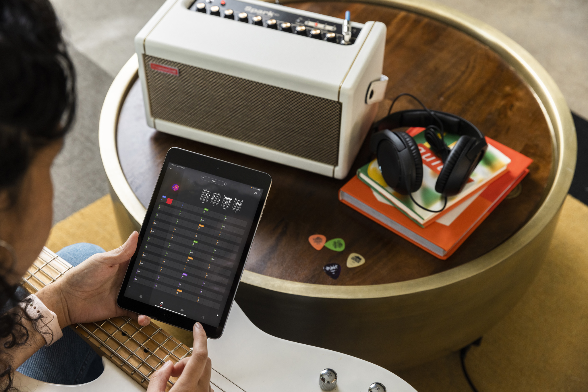 Positive Grid Spark Pearl Combo 40w 2x4 - Electric guitar combo amp - Variation 2