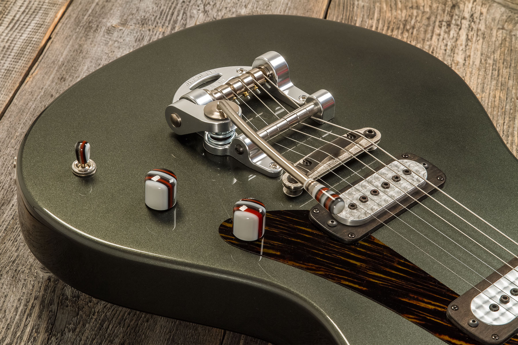 Powers Electric A-type 2s Ff42 Trem Mn #a393 - Onyx Green Metallic - Retro rock electric guitar - Variation 3