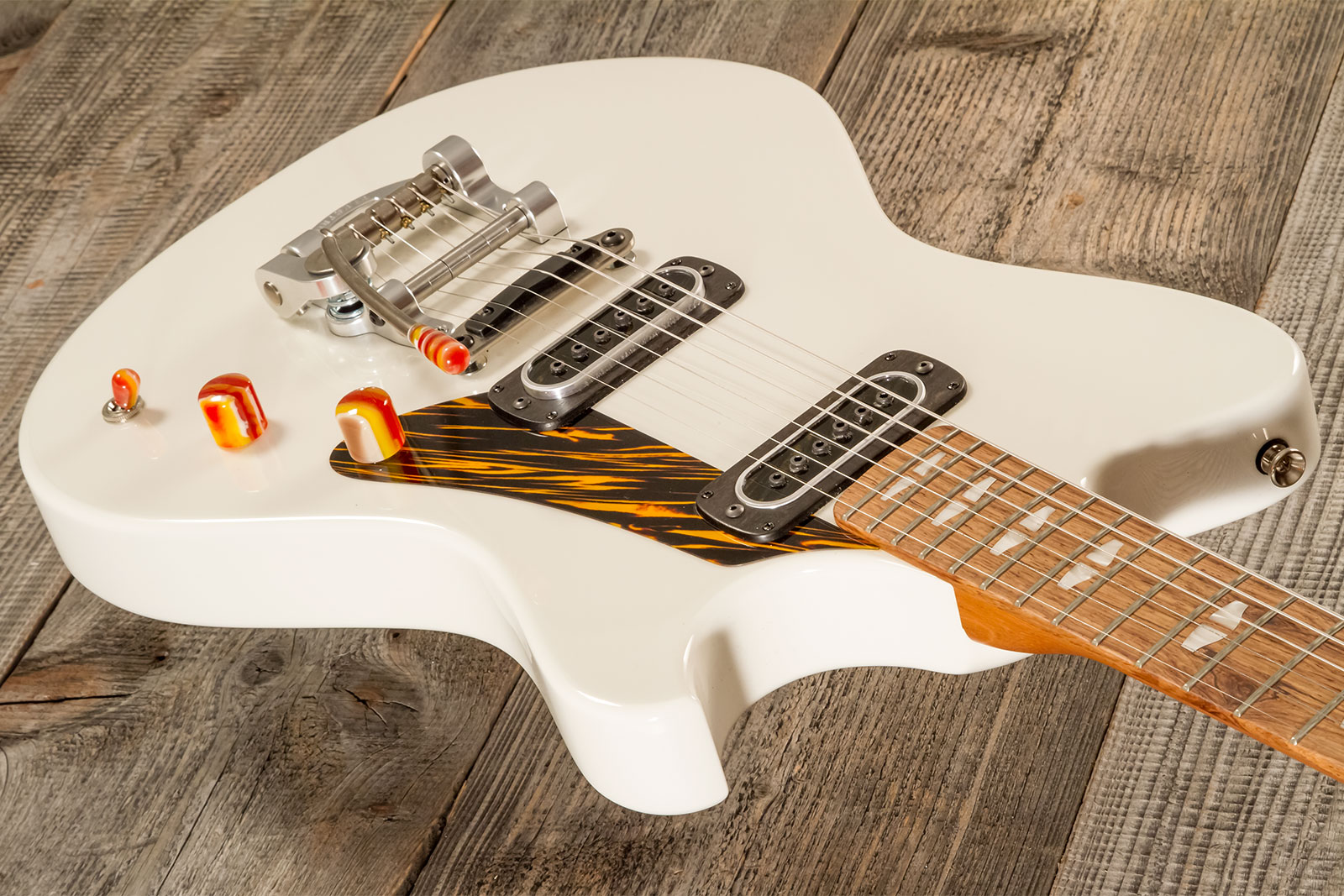Powers Electric A-type Pf42 Vibrato 2s Trem Rw #a672 - Moonlight White - Retro rock electric guitar - Variation 4
