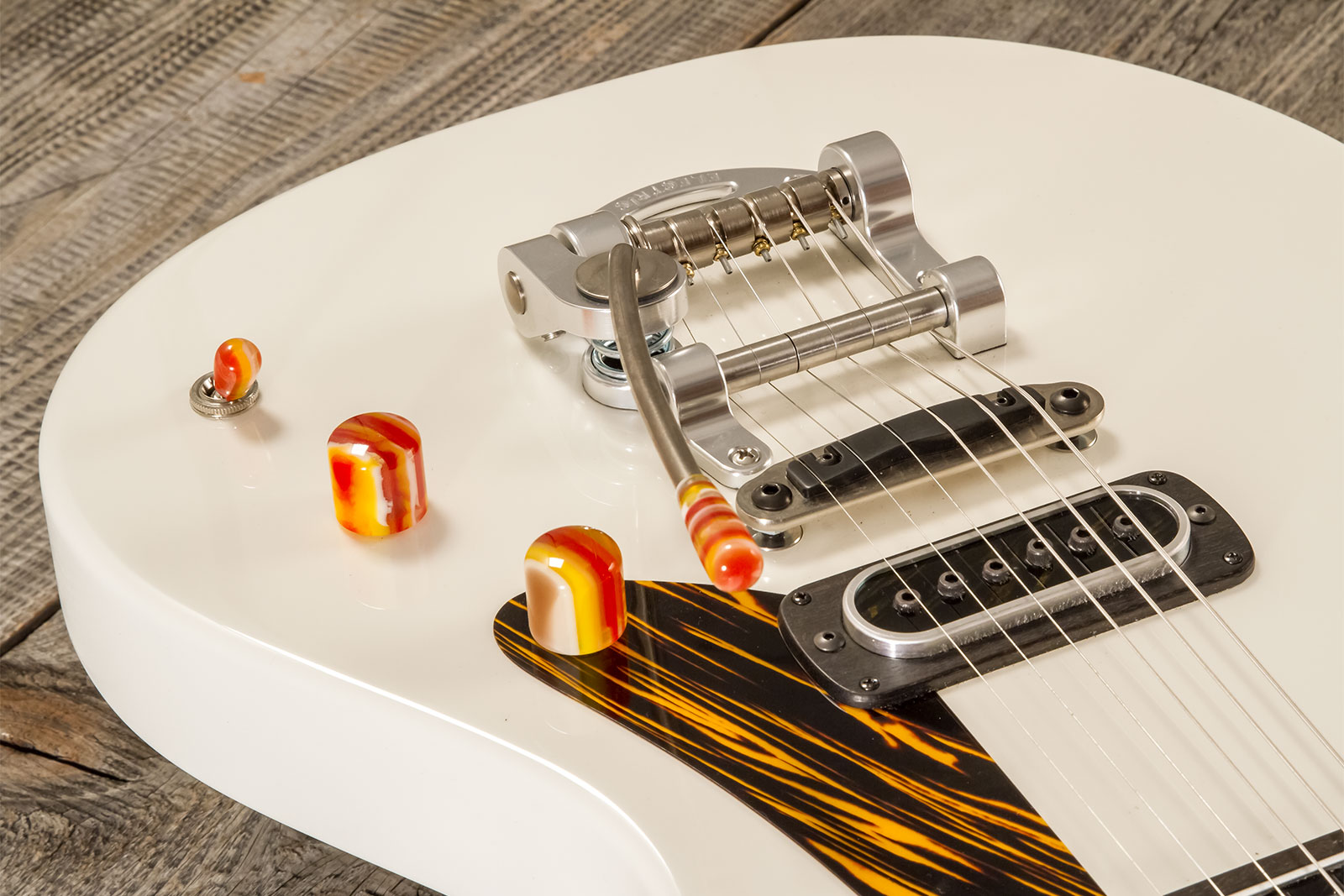 Powers Electric A-type Pf42 Vibrato 2s Trem Rw #a672 - Moonlight White - Retro rock electric guitar - Variation 5