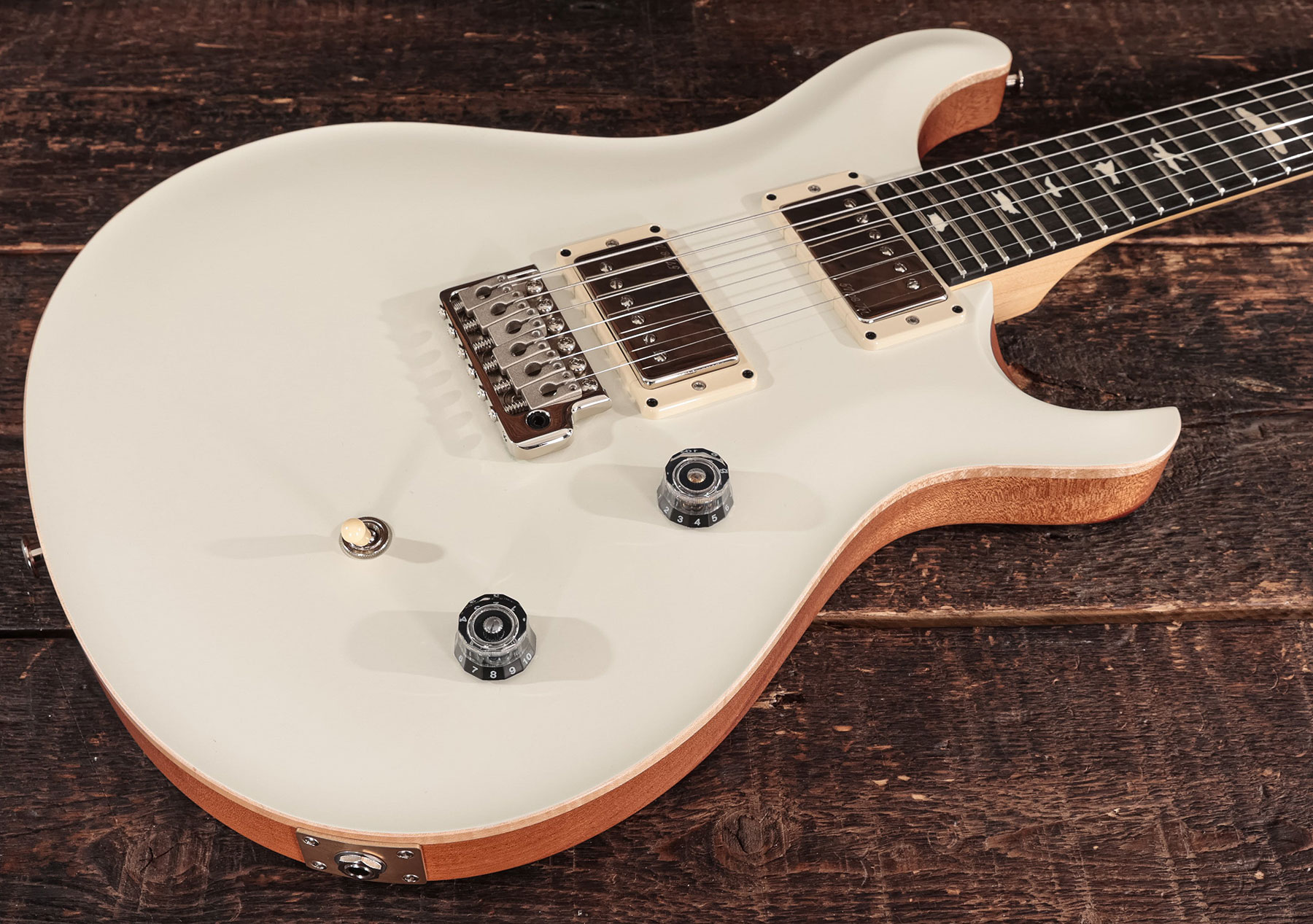 Prs Ce 24 Satin Bolt-on Usa Ltd 2h Trem Rw - Antique White - Double cut electric guitar - Variation 1