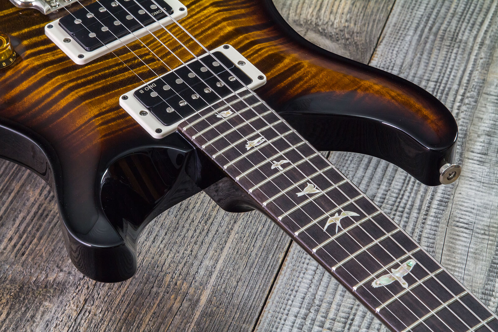 Prs Custom 24 Hand-signed Usa 2h Trem Rw #0400035 - Black Gold Wraparound Burst - Double cut electric guitar - Variation 4