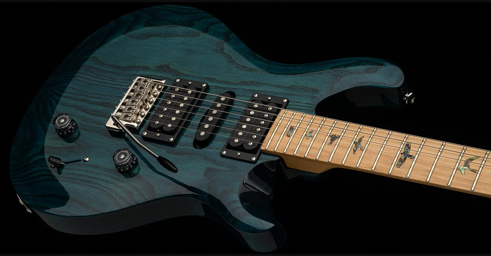 Prs Swamp Ash Special 5-way Switch Se Hsh Trem Mn - Iridescent Blue - Double cut electric guitar - Variation 1