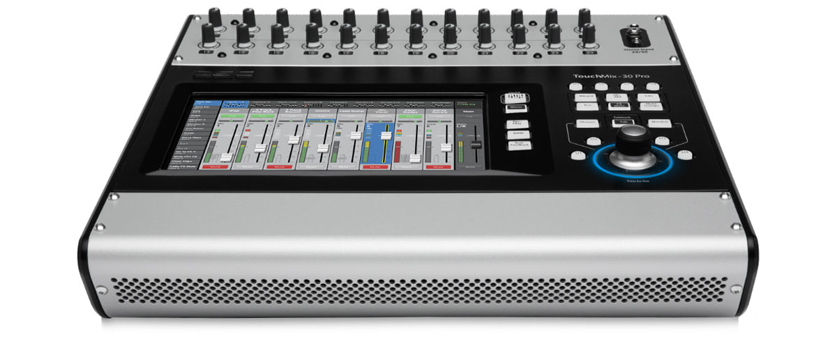 Qsc Touchmix 30 Pro - Digital mixing desk - Variation 3