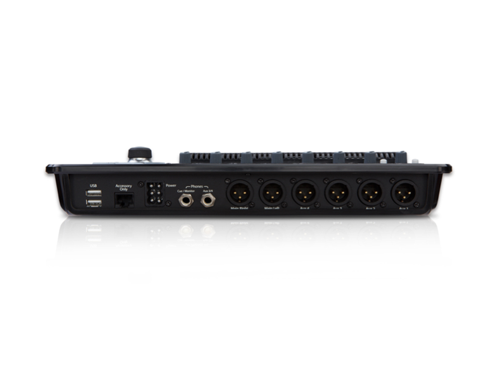 Qsc Touchmix 8 - Digital mixing desk - Variation 1