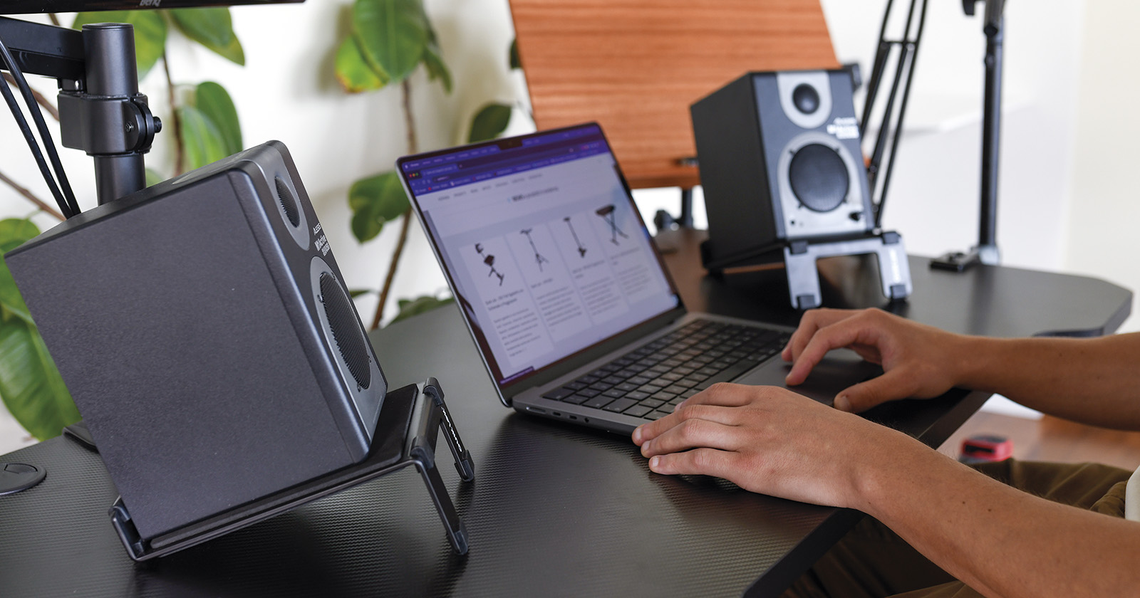 Quiklok Supports D'enceinte De Monitoring Pour Bureau (par Paire) - Stand for studio - Variation 2