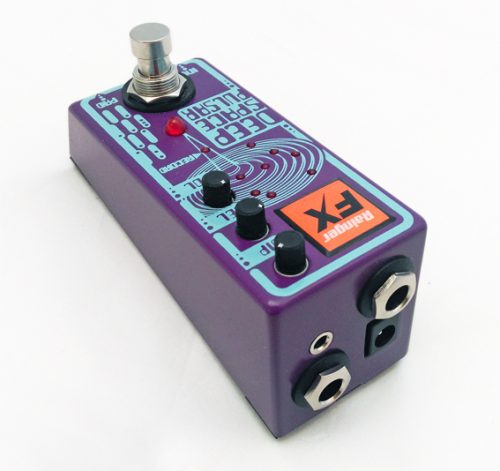 Rainger Fx Deep Space Pulsar With Igor And Mic - Reverb, delay & echo effect pedal - Variation 1