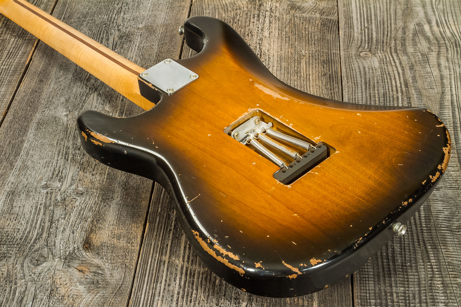 Rebelrelic S-series 54 3s Trem Mn #230103 - Medium Aged 2-tone Sunburst - Str shape electric guitar - Variation 7