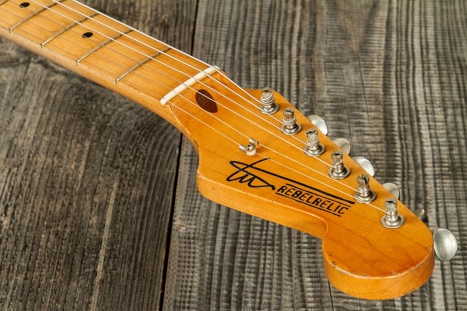 Rebelrelic S-series 55 3s Trem Mn #62191 - Light Aged Banana - Str shape electric guitar - Variation 8