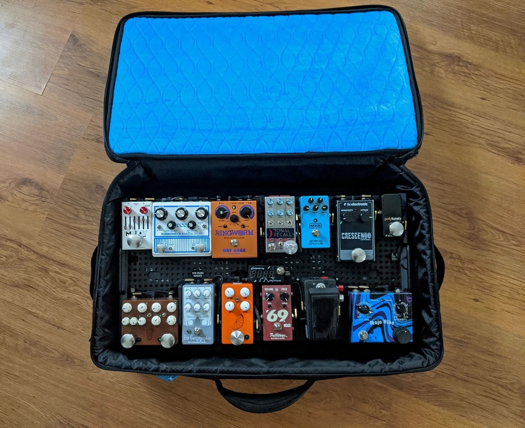 Reunion Blues Rbx32 Pedalboard/gear Case 32 - Hard case for effect pedal - Variation 2
