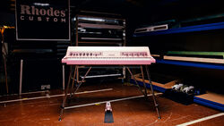 Stage keyboard Rhodes Mk 8 Marshmallow