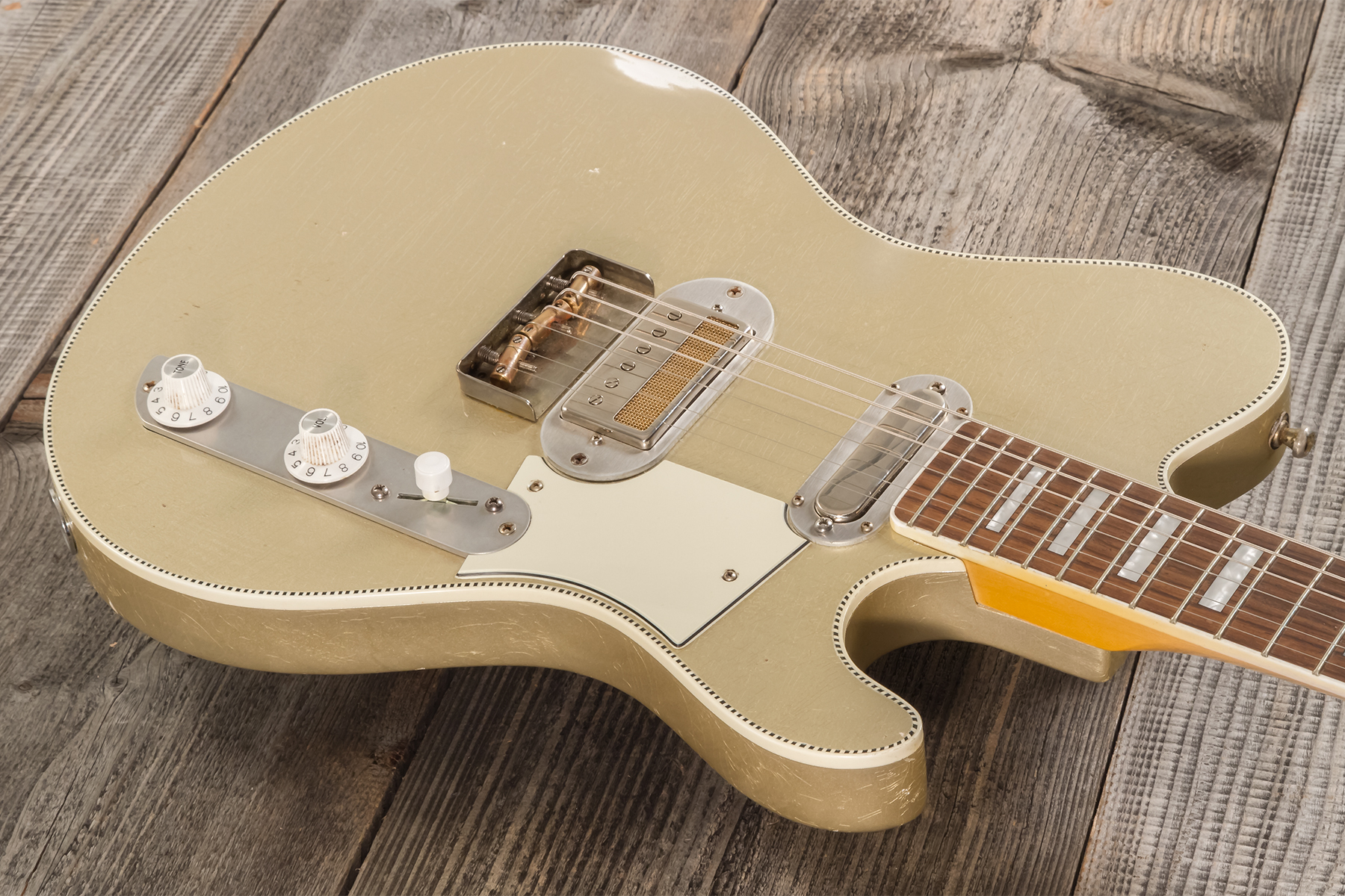 Roadrunner Federal Mod T Hs Ht Rw #23114 - Shoreline Gold Soft Distress - Retro rock electric guitar - Variation 2