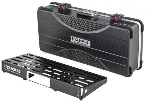 Flightcase pedalboard for effect pedal Rockboard TRES 3.2 A With ABS Case