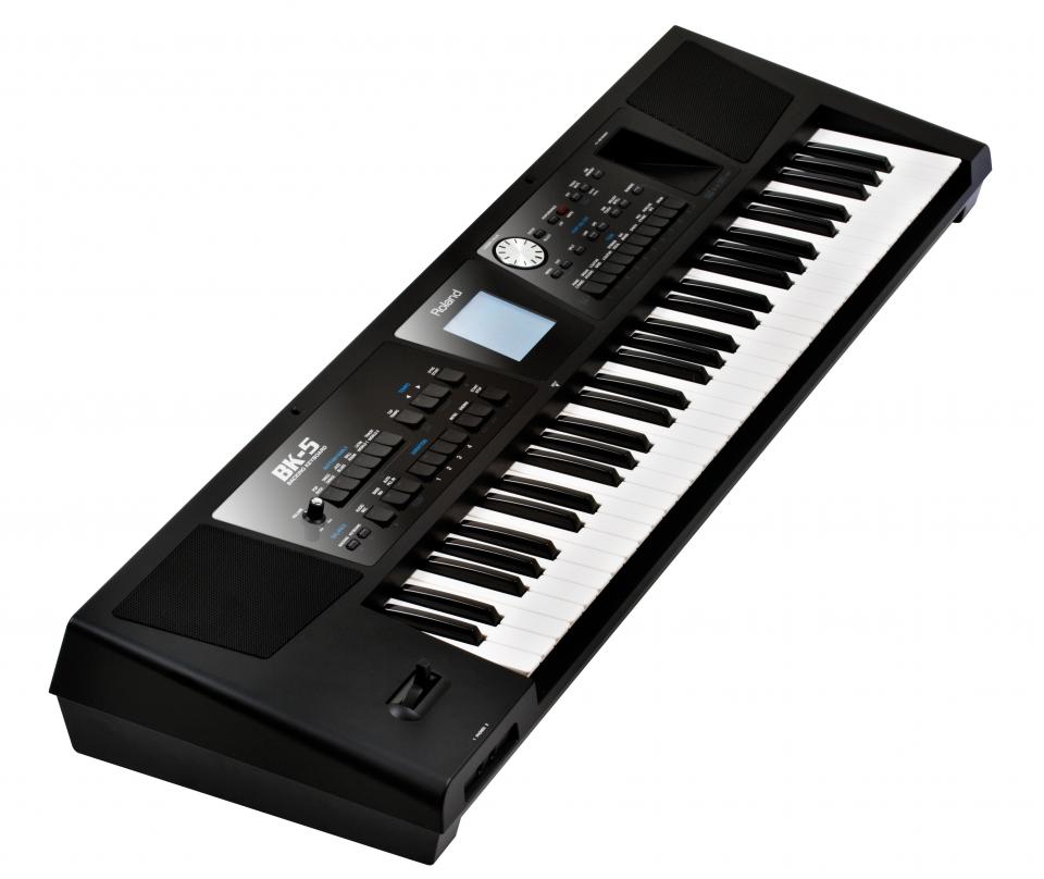 Roland Bk5 - Entertainer Keyboard - Variation 1