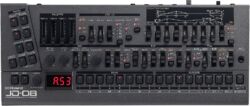 Expander Roland JD-08