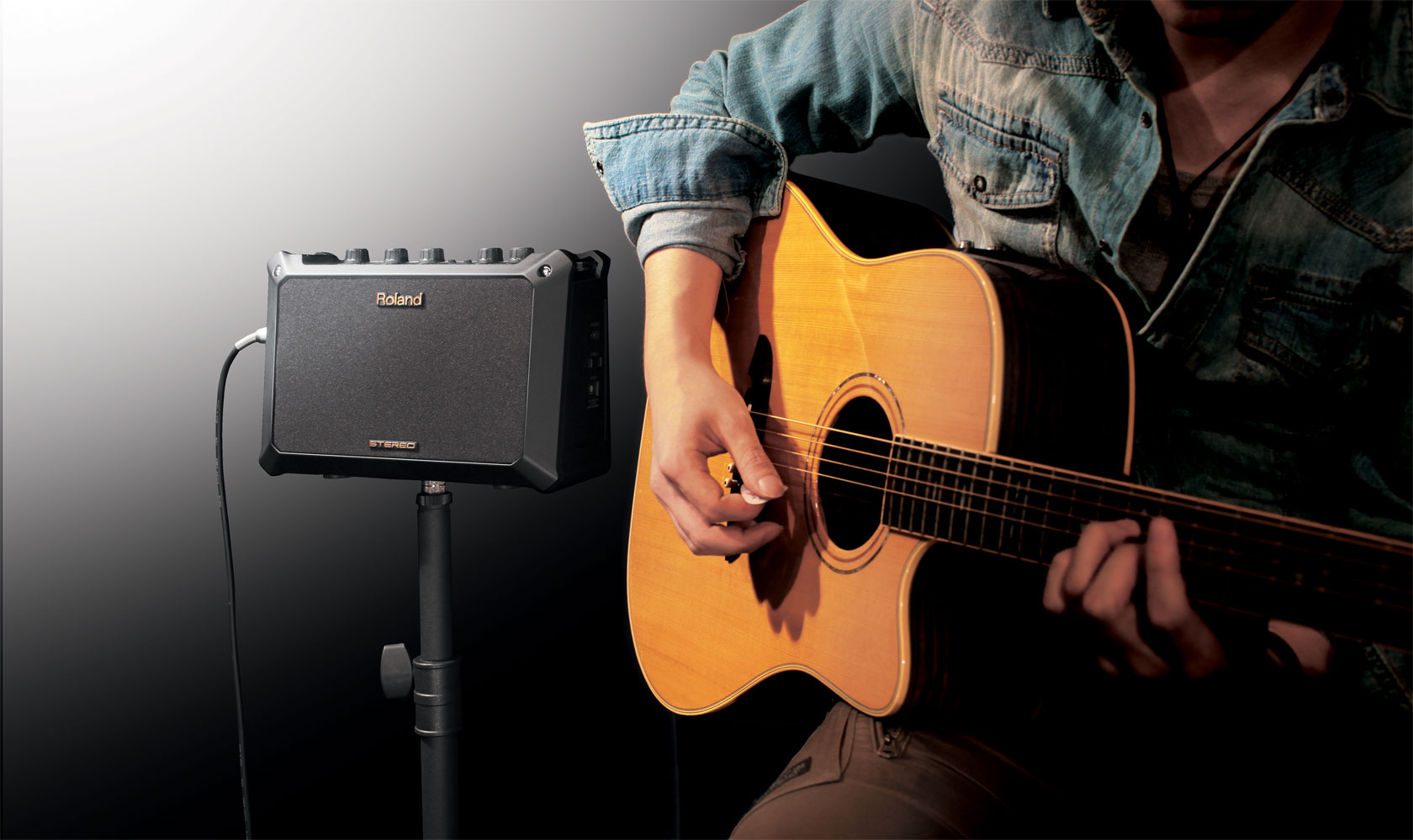 Roland Mobile Ac - Mini acoustic guitar amp - Variation 5