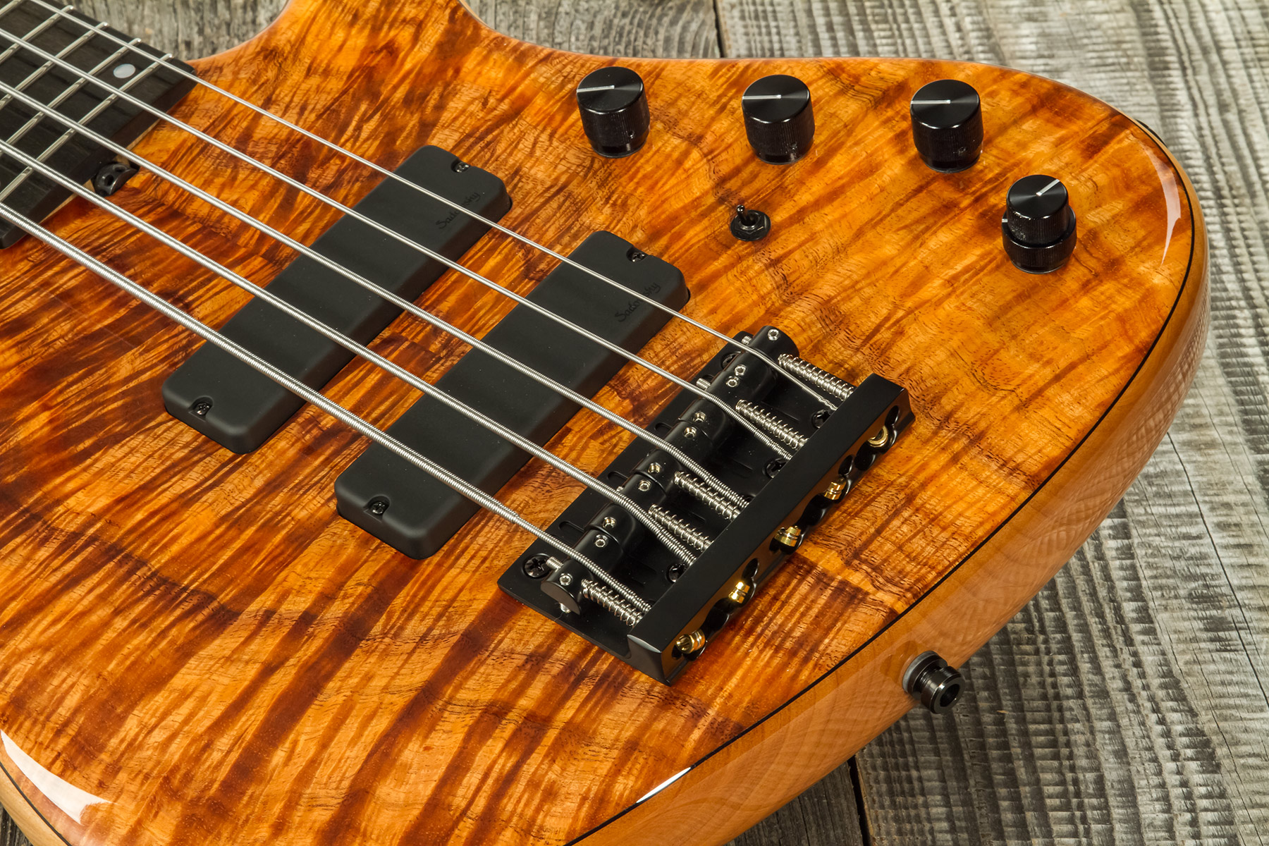 Sadowsky Custom Shop Single Cut Bass 24f 5c Koa Active Eb #scsc000186-23 - Natural - Solid body electric bass - Variation 3