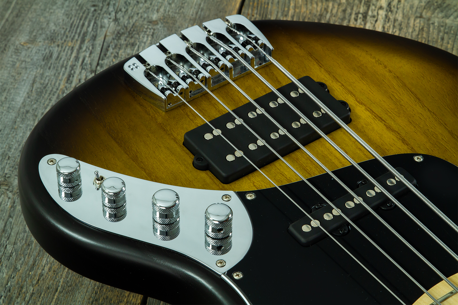 Sandberg California Tm Sl Superlight 5c All Active Mn #50318 - Matt Tobacco Sunburst - Solid body electric bass - Variation 3