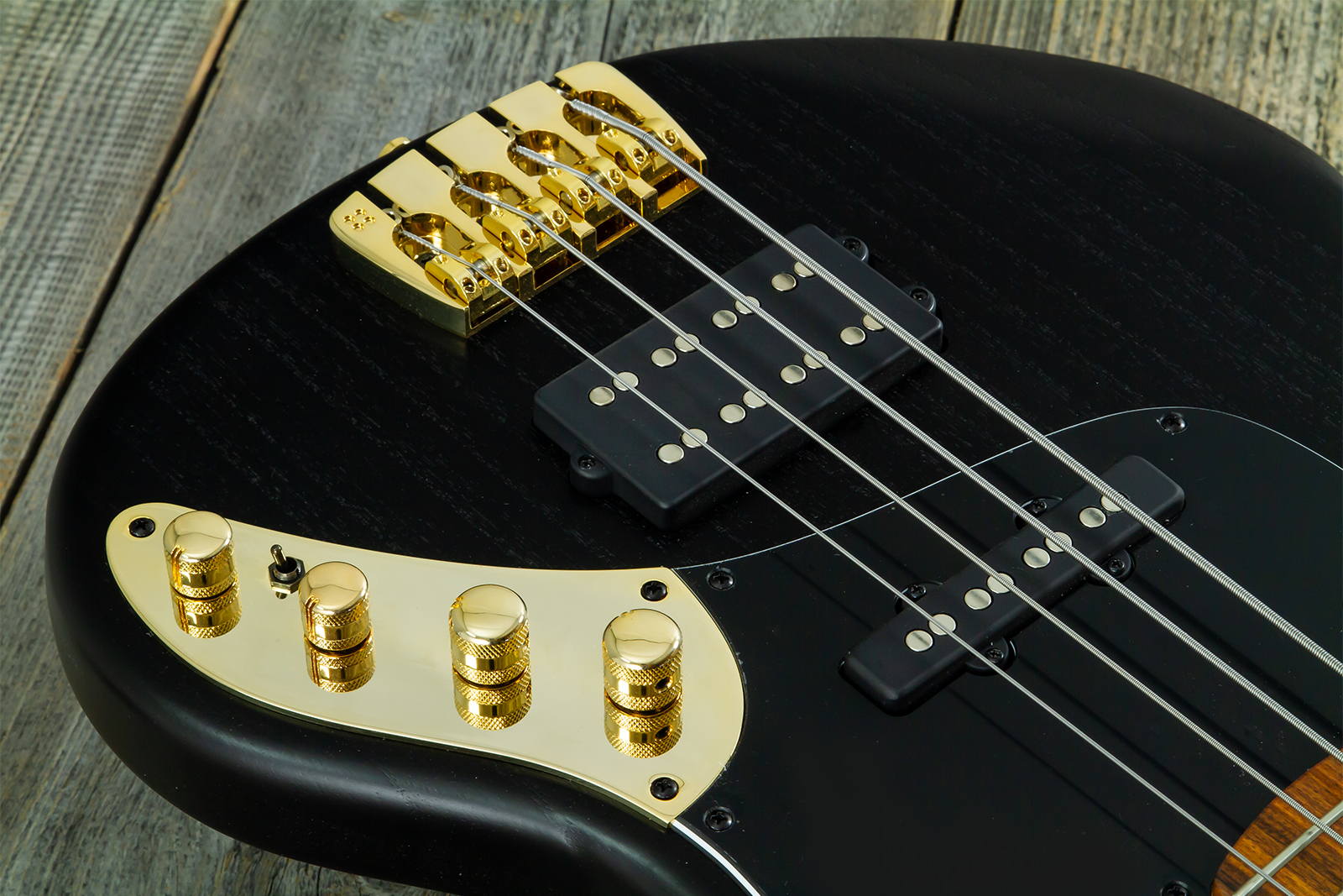 Sandberg California Tm4 Sl Superlight Gh 4c All Active Pf - Highgloss Black W. Matched Headstock - Solid body electric bass - Variation 4