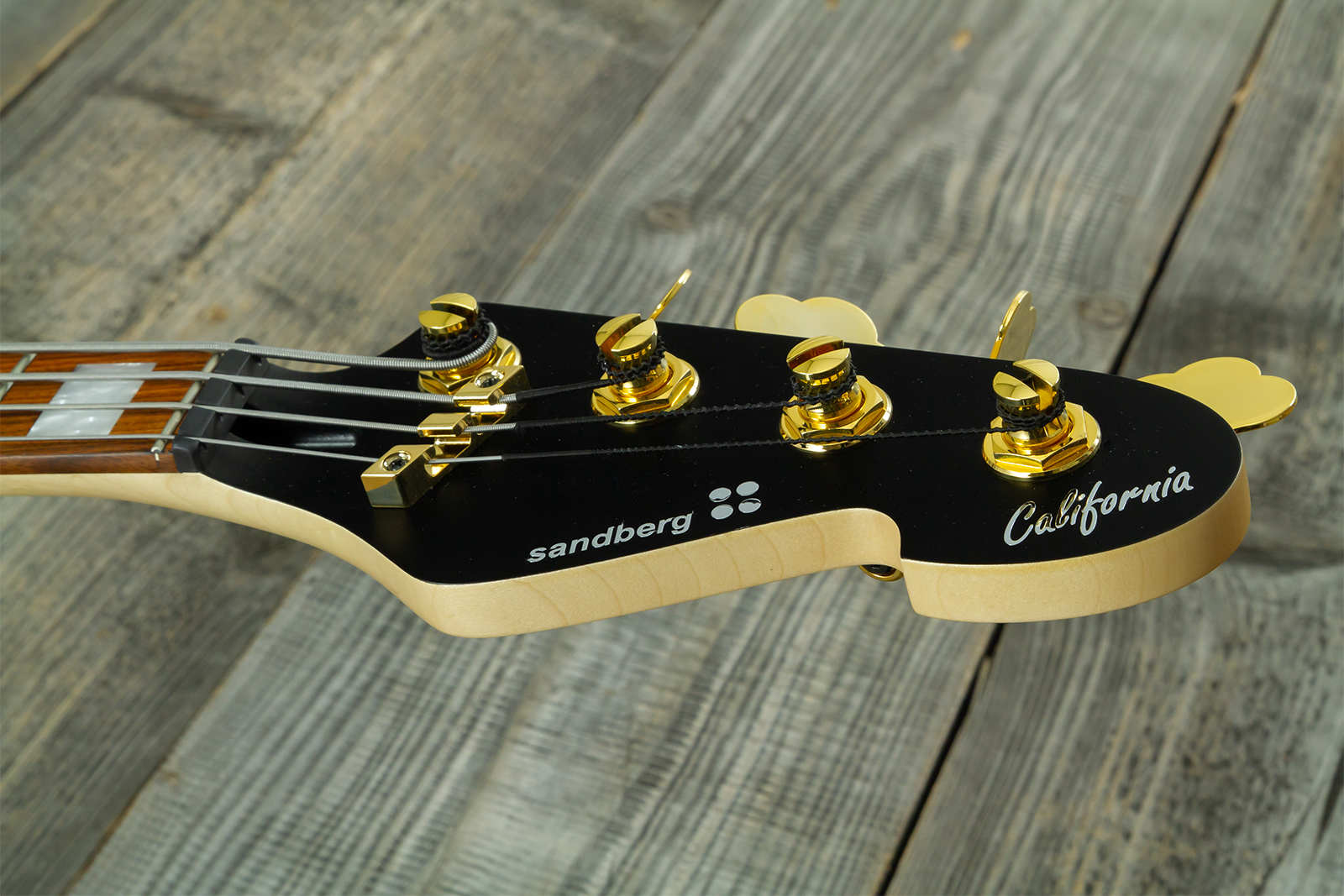 Sandberg California Tm4 Sl Superlight Gh 4c All Active Pf - Highgloss Black W. Matched Headstock - Solid body electric bass - Variation 7