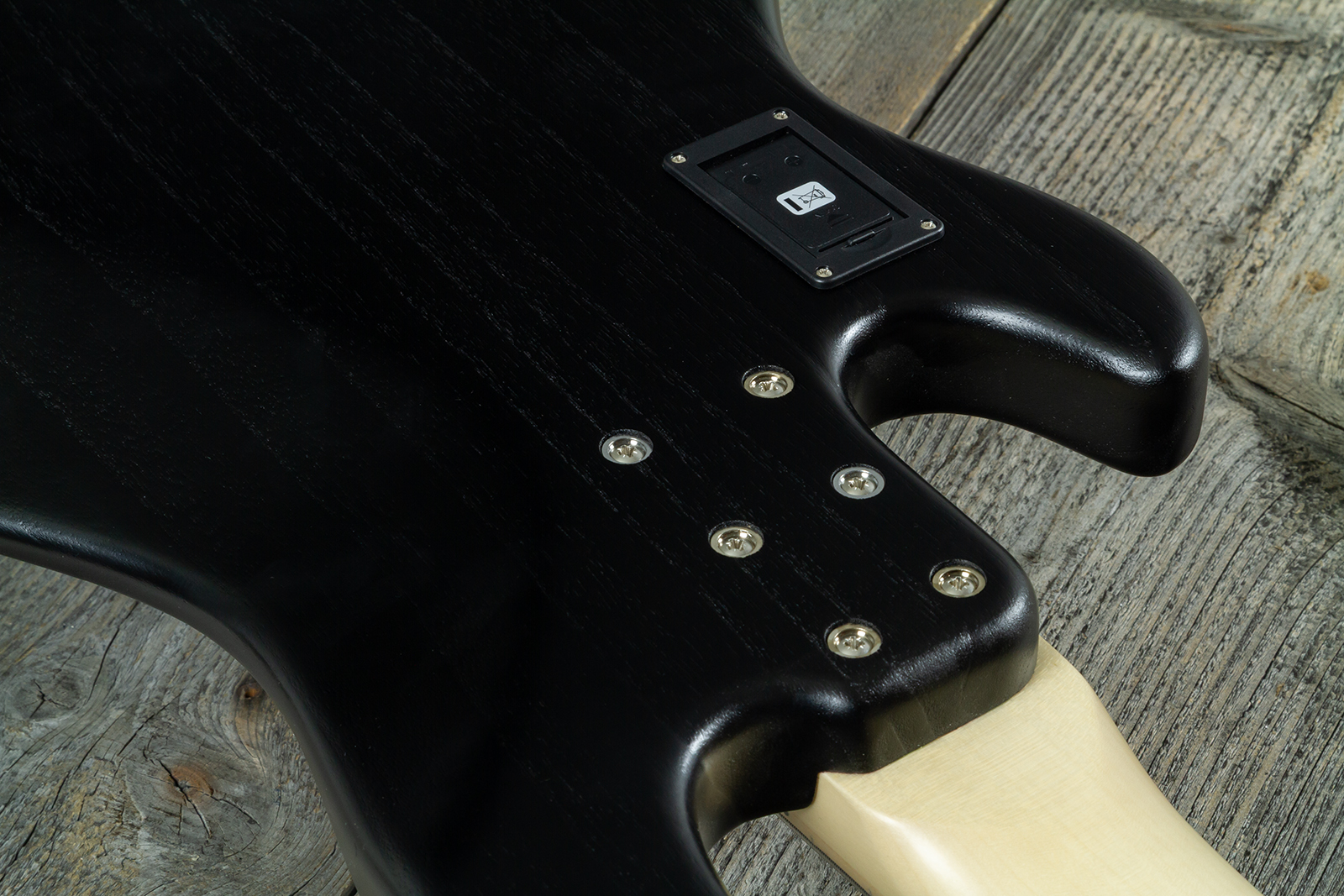 Sandberg California Tm5 Sl Superlight Black Dots Black Pckd 5c All Active Mn - Black Matt - Solid body electric bass - Variation 9