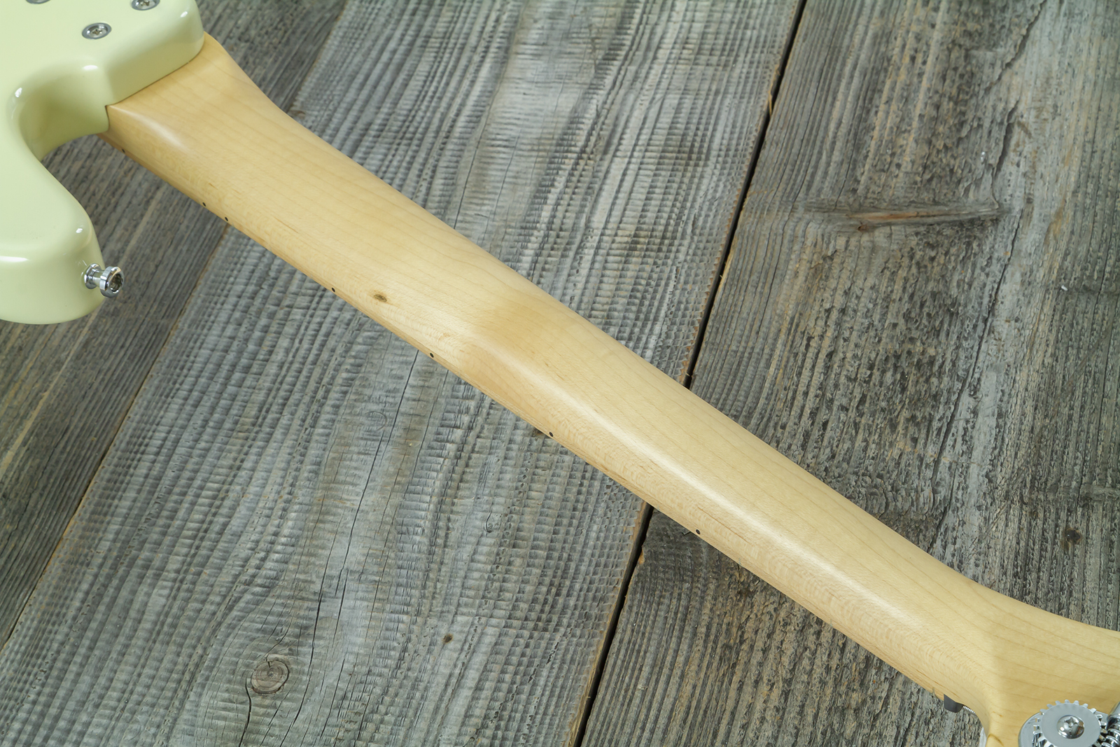 Sandberg California Tt Short Scale Active Mn - Highgloss Creme - Solid body electric bass - Variation 9