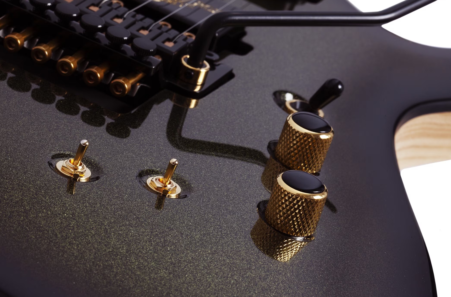 Schecter Avenger Fr-s 50th Ann. 2h Sustainiac Fr Eb - 50th Gold Burst - Metal electric guitar - Variation 4