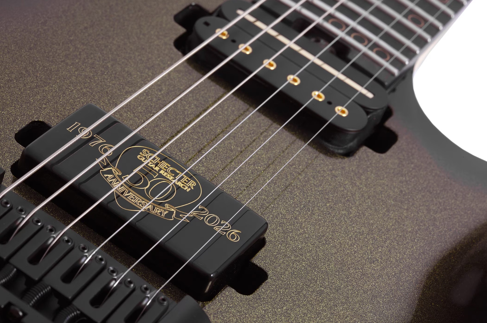 Schecter C1 50th Ann. 2h Ht Eb - 50th Gold Burst - Metal electric guitar - Variation 3
