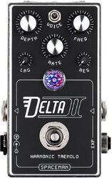 Modulation, chorus, flanger, phaser & tremolo effect pedal Spaceman effects Delta II Harmonic Tremolo - Silver
