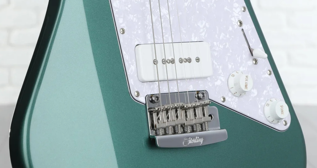 Sterling By Musicman Albert Lee P90 Al40p Signature 2p90 Trem Rw - Sherwood Green - Signature electric guitar - Variation 2