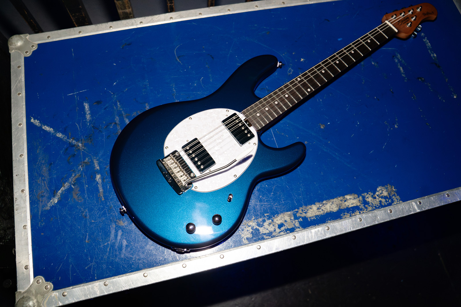 Sterling By Musicman Stingray Ii Trem Hh Rw - Blue Pearl - Str shape electric guitar - Variation 1